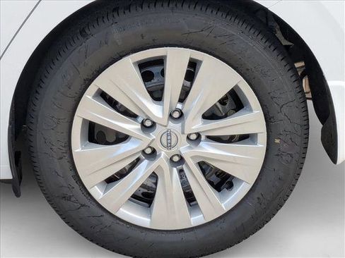 New 2025 Nissan Sentra S image 9