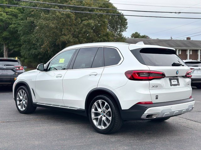 Used 2023 BMW X5 xDrive40i w/ Premium Package AWD/4WD image 4