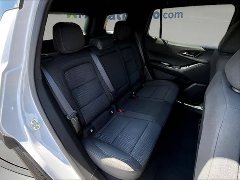 Used 2025 Chevrolet Equinox LT AWD/4WD image 28