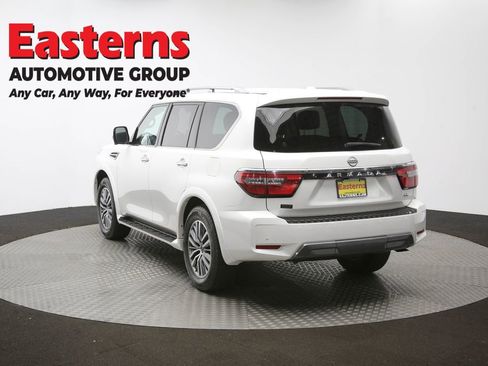 Used 2023 Nissan Armada SL w/ Captain's Chairs Package image 40
