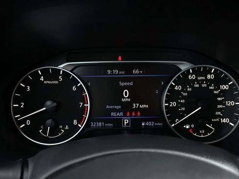 Used 2025 Nissan Altima 2.5 SV FWD image 28