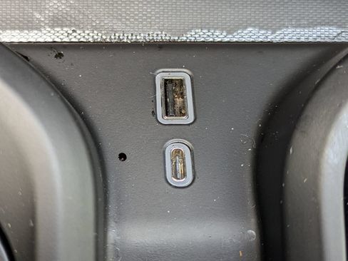 Used 2022 GMC Sierra 1500 Denali RWD image 21