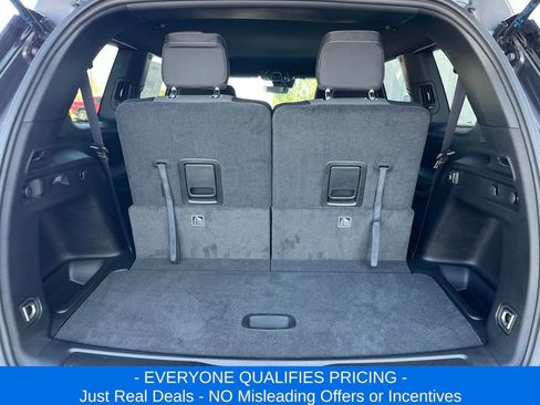 New 2025 Jeep Grand Cherokee L Laredo w/ Trailer Tow Package image 29