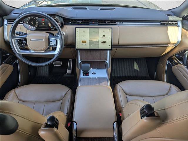 Certified 2025 Land Rover Range Rover SE AWD/4WD image 17