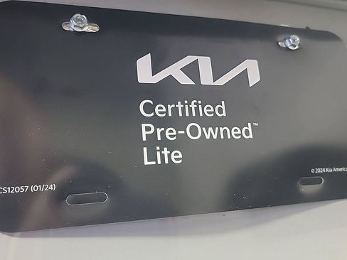Certified 2022 Kia Telluride EX w/ EX Premium Package AWD/4WD image 7