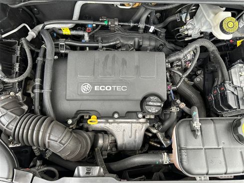 Used 2016 Buick Encore FWD image 19