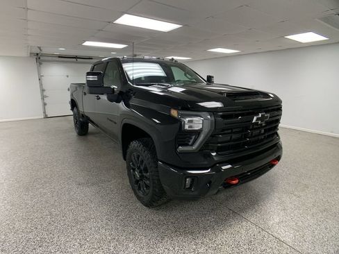 New 2026 Chevrolet Silverado 3500 LTZ w/ LTZ Plus Package AWD/4WD image 2