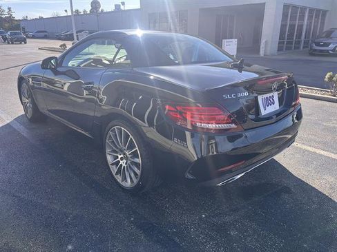 Used 2020 Mercedes-Benz SLC 300 image 6