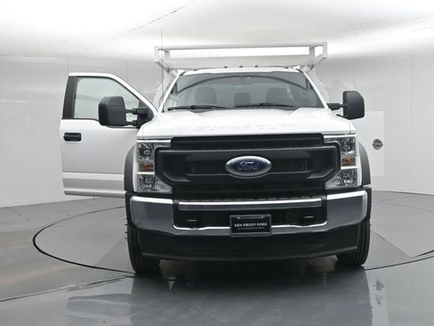 Certified 2021 Ford F450 XL w/ Power Equipment Group image 33