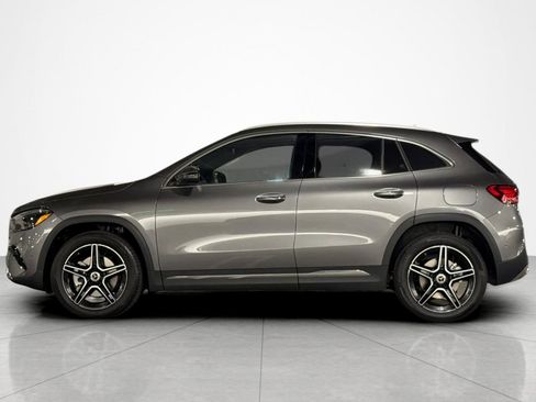 New 2026 Mercedes-Benz GLA 250 4MATIC image 2