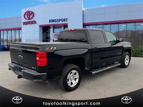 Used 2018 Chevrolet Silverado 1500 LT w/ All Star Edition image 5