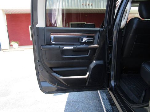 Used 2018 RAM 2500 Laramie w/ Convenience Group AWD/4WD image 20