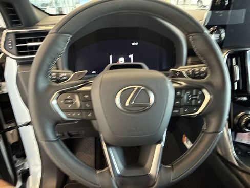 New 2026 Lexus LX 600 4WD w/ Luxury Package image 13