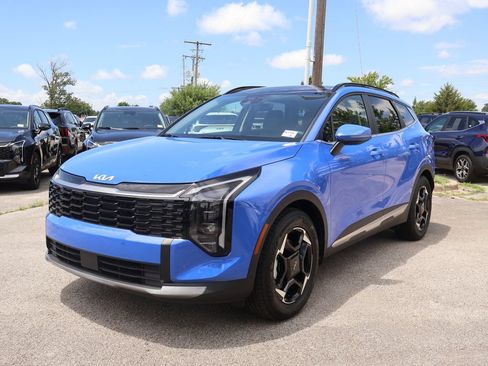New 2026 Kia Sportage EX w/ EX Panorama Roof Package FWD image 3