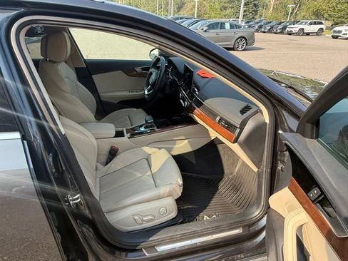 Used 2023 Audi A4 2.0T allroad Premium Plus AWD/4WD image 9