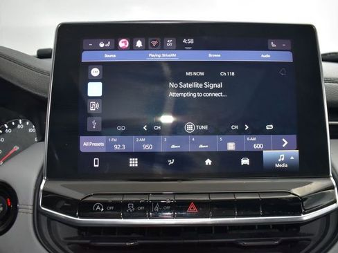 Used 2022 Jeep Compass Limited w/ Sun and Sound Group image 21