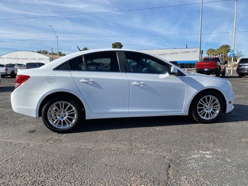 Used 2011 Chevrolet Cruze Eco image 6