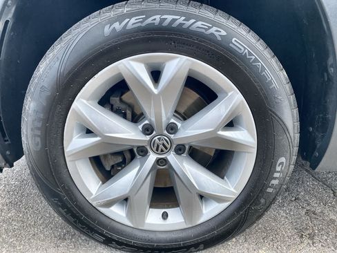 Used 2018 Volkswagen Atlas SEL AWD/4WD image 10