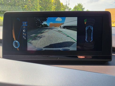 Used 2017 BMW i8 AWD/4WD image 25