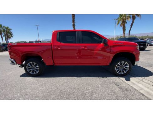 Used 2025 Chevrolet Silverado 1500 LT AWD/4WD image 9