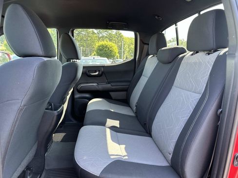 Used 2021 Toyota Tacoma TRD Sport RWD image 13