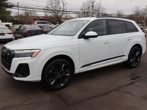 Used 2025 Audi Q7 3.0T Premium Plus w/ Premium Plus Package image 1