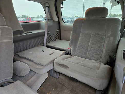 Used 2005 GMC Envoy XL SLE RWD image 12