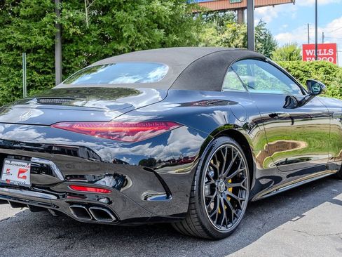 Used 2022 Mercedes-Benz SL 55 AMG 4MATIC image 28