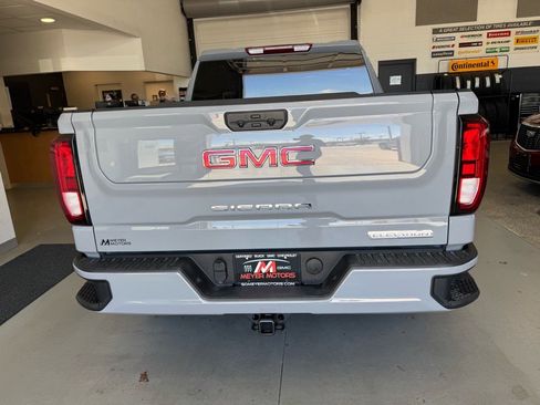 Used 2024 GMC Sierra 1500 Elevation image 6