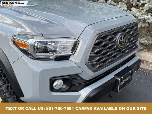 Used 2021 Toyota Tacoma TRD Off-Road image 14