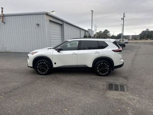 New 2026 Nissan Rogue SV image 8