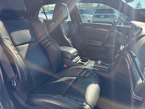 Used 2023 Chrysler 300 C RWD image 20