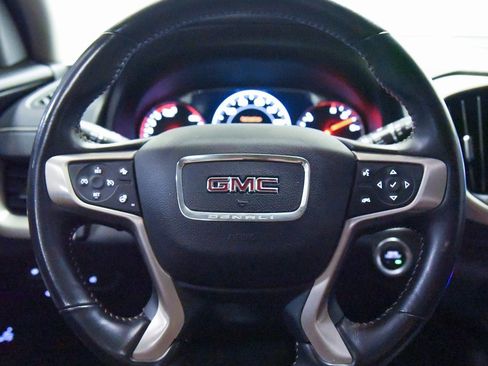 Used 2022 GMC Terrain Denali image 26