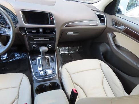 Used 2016 Audi Q5 2.0T Premium w/ Audi MMI Navigation Plus AWD/4WD image 12