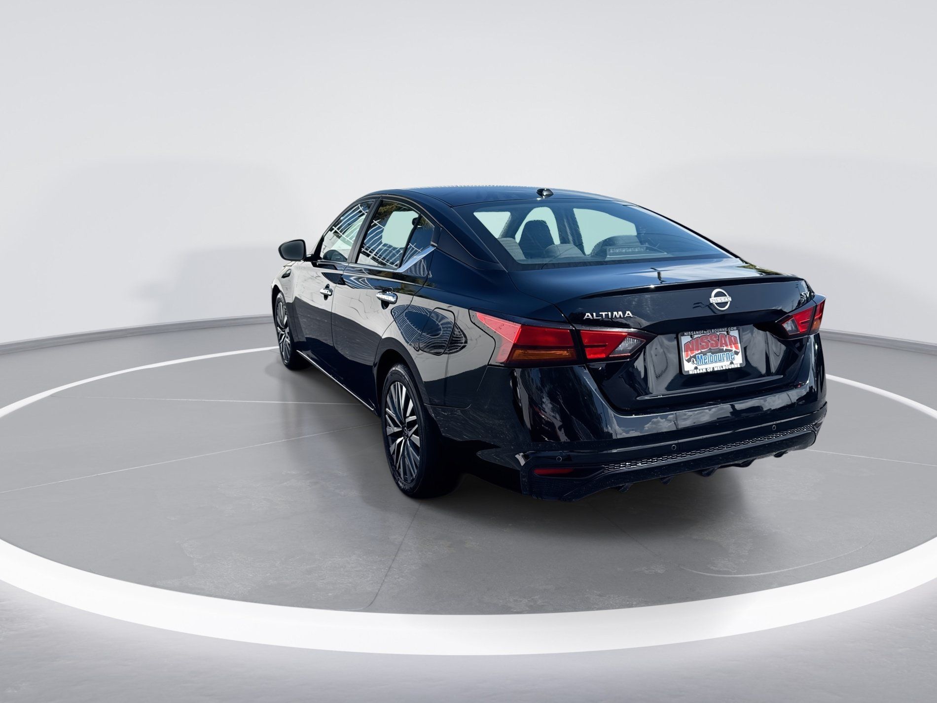 Certified 2024 Nissan Altima 2.5 SV FWD image 6