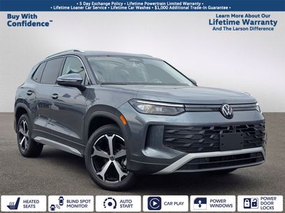 New 2025 Volkswagen Tiguan SE