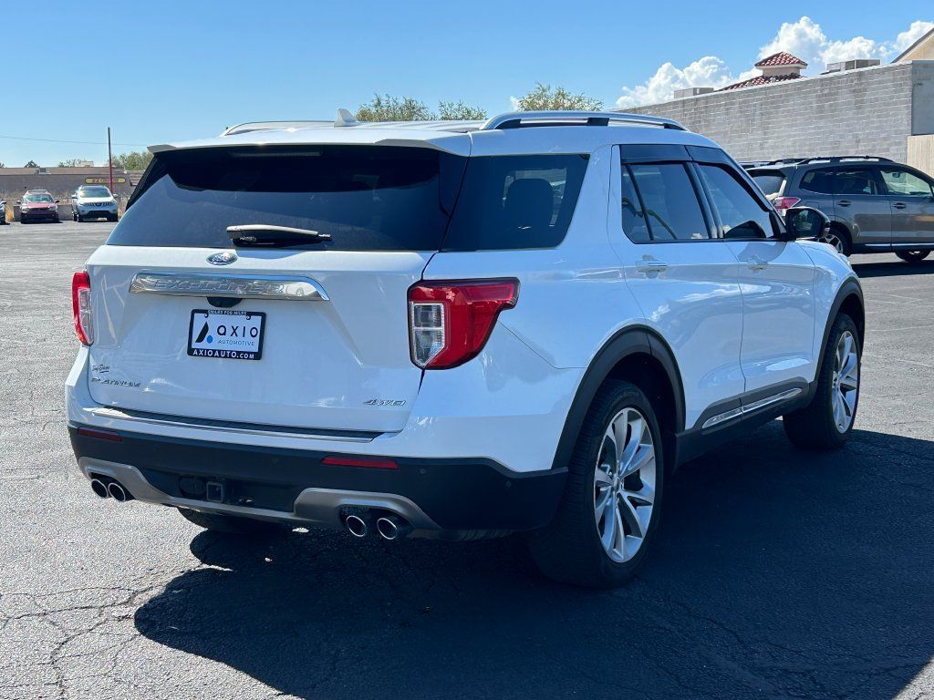 Used 2021 Ford Explorer Platinum w/ Equipment Group 601A AWD/4WD image 3
