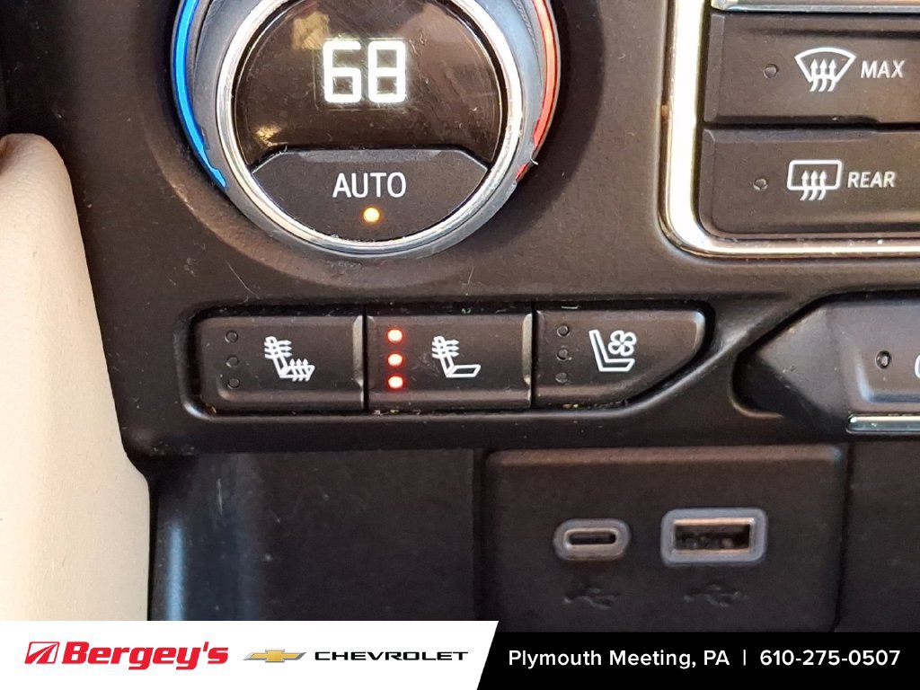 Certified 2024 Chevrolet Suburban Premier AWD/4WD image 25