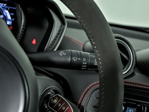 Used 2016 Alfa Romeo 4C Coupe w/ Coupe Track Package 1 RWD image 25