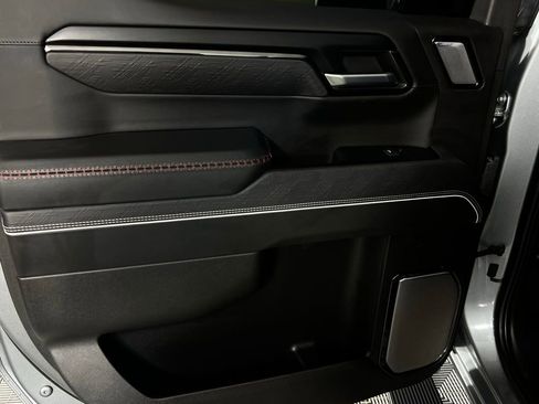 Used 2024 GMC Sierra 1500 AT4X image 28