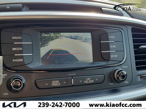 Used 2018 Kia Sorento L FWD image 28