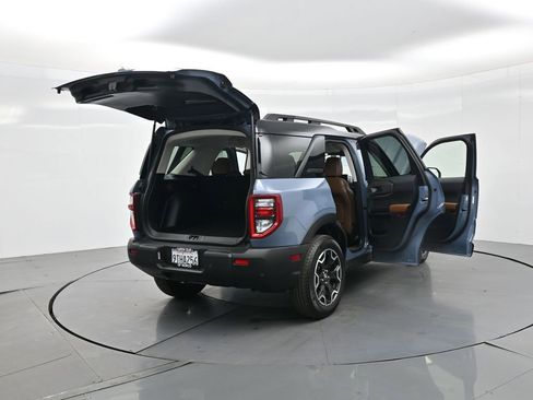 Used 2025 Ford Bronco Sport Outer Banks w/ Outer Banks Tech Package+ image 39