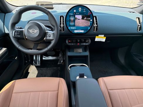 Certified 2025 MINI Cooper Countryman S AWD/4WD image 18