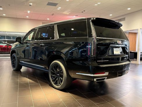 New 2025 Cadillac Escalade ESV Premium Luxury w/ Touring Package image 3