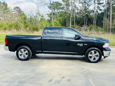 Used 2019 RAM 1500 Big Horn AWD/4WD image 4