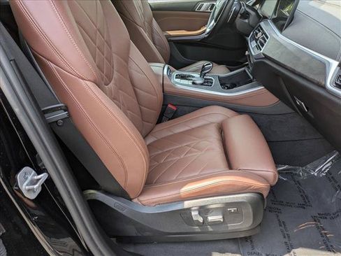 Used 2023 BMW X5 xDrive40i w/ Parking Assistance Package AWD/4WD image 22