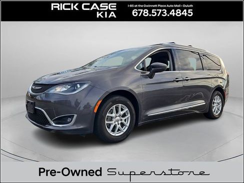Used 2020 Chrysler Pacifica Touring-L image 1