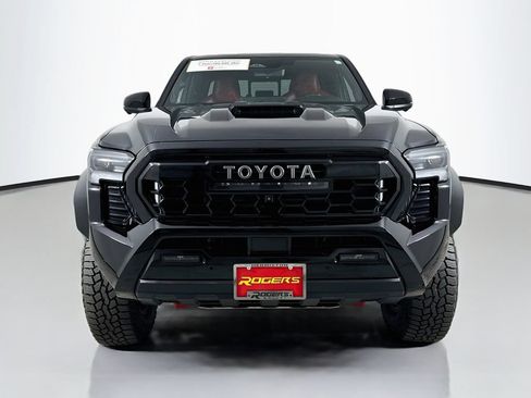 Certified 2025 Toyota Tacoma TRD Pro AWD/4WD image 2