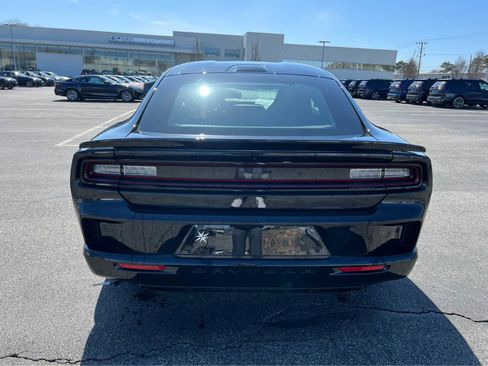 New 2025 Dodge Charger Daytona Scat Pack w/ Track Pack image 7