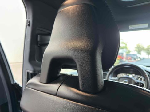 Used 2016 Volvo XC90 T6 R-Design w/ Vision Package image 43